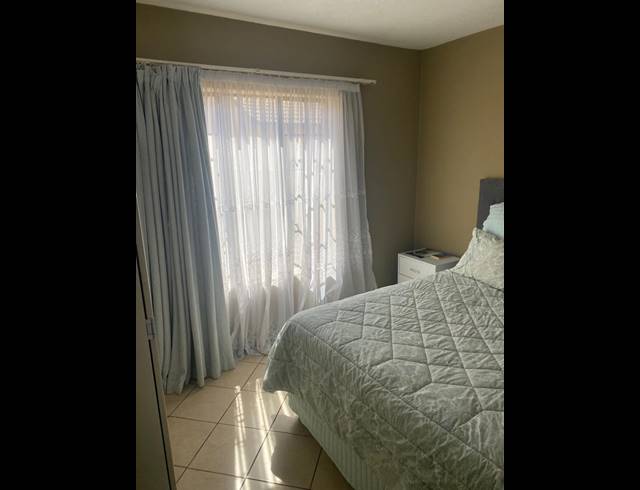 2 BEDROOM APARTMENT TO LET IN MOOIKLOOF RIDGE